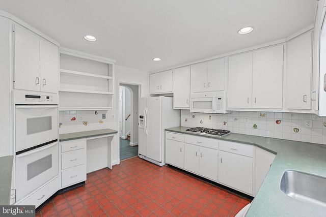 5625 OGDEN RD, Bethesda, MD 20816