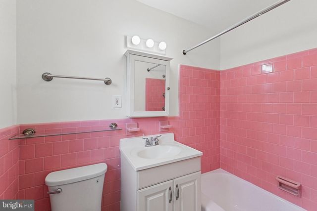 5625 OGDEN RD, Bethesda, MD 20816
