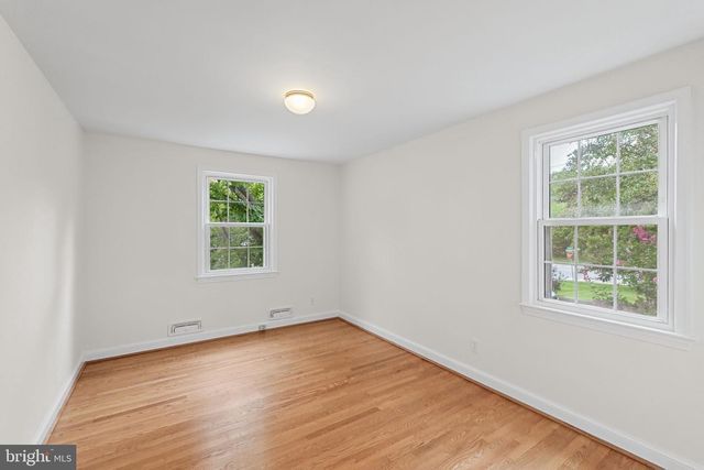 5625 OGDEN RD, Bethesda, MD 20816