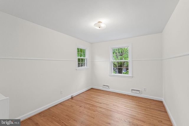 5625 OGDEN RD, Bethesda, MD 20816