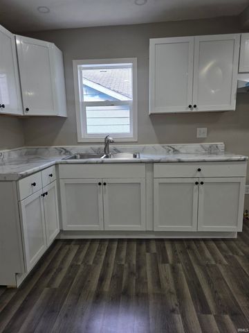 19947 Kelly Street, South Bend, IN 46637