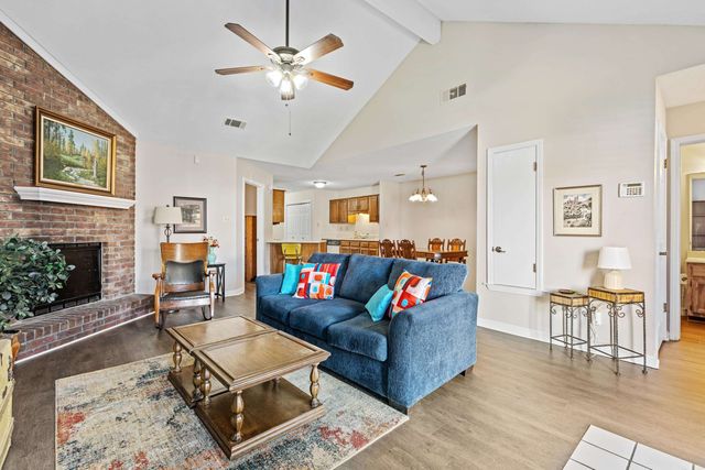 6631 MORNINGSGATE CV, Bartlett, TN 38135