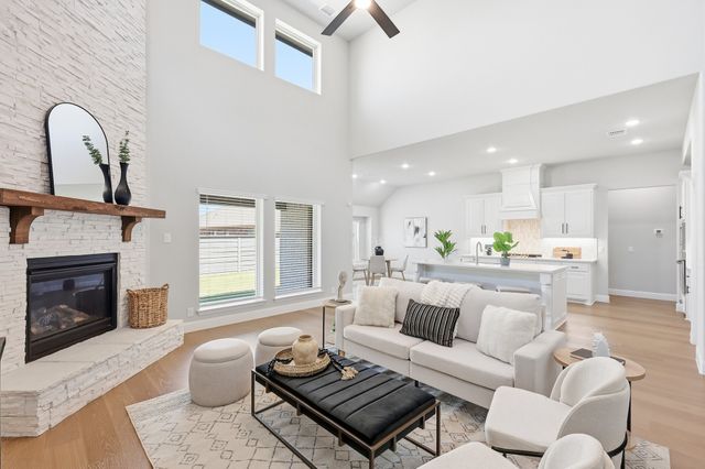 833 Daisy Corner Drive, Little Elm, TX 76227