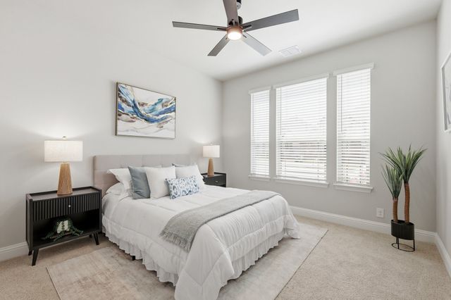 833 Daisy Corner Drive, Little Elm, TX 76227