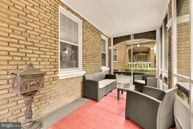 1616 WEBSTER ST NW, Washington, DC 20011