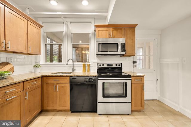 1616 WEBSTER ST NW, Washington, DC 20011