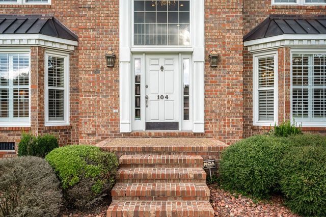 104 SAINT ANDREWS PLACE, Tullahoma, TN 37388