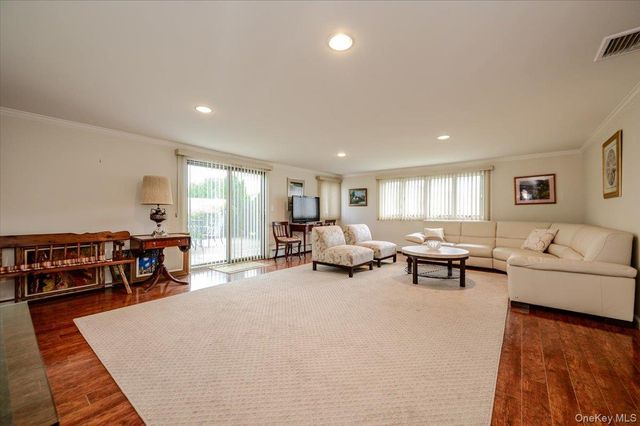 159 National Boulevard, Long Beach, NY 11561