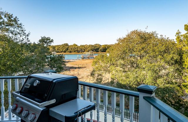 27 Waterway Island Drive, Isle Of Palms, SC 29451