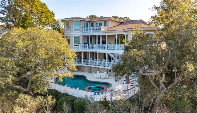 27 Waterway Island Drive, Isle Of Palms, SC 29451