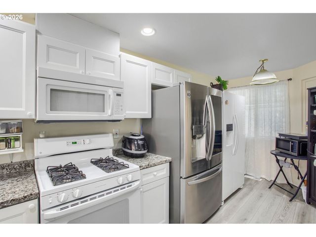16199 Sw AUDUBON St, Beaverton, OR 97003