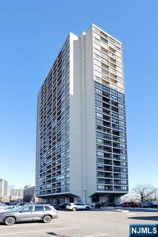 6 Horizon Road 1205, Fort Lee, NJ 07024