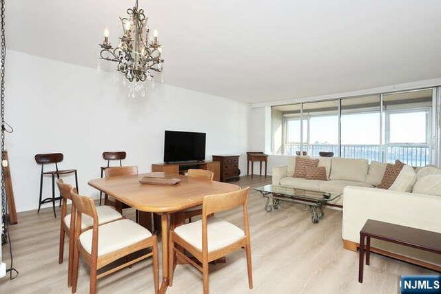 6 Horizon Road 1205, Fort Lee, NJ 07024