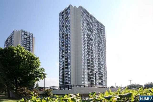 6 Horizon Road 1205, Fort Lee, NJ 07024