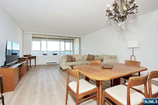 6 Horizon Road 1205, Fort Lee, NJ 07024
