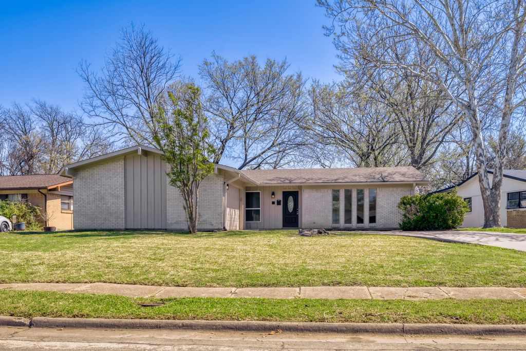 11719 Coral Hills Drive, Dallas, TX 75229