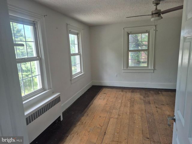 486 LEWISBERRY RD, New Cumberland, PA 17070