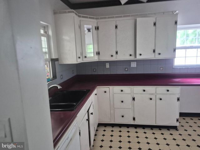 486 LEWISBERRY RD, New Cumberland, PA 17070