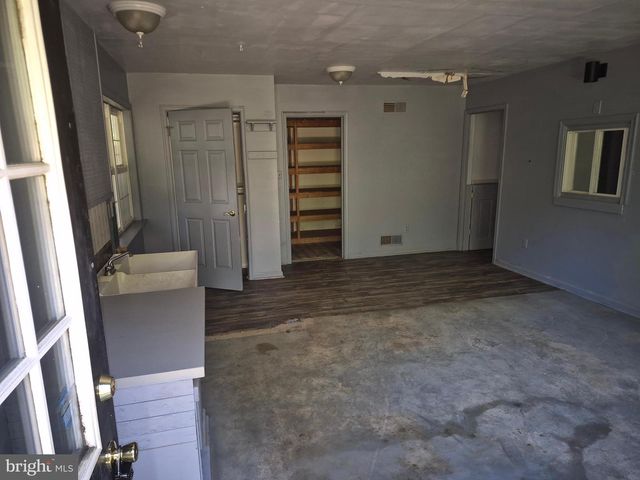 486 LEWISBERRY RD, New Cumberland, PA 17070