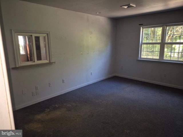 486 LEWISBERRY RD, New Cumberland, PA 17070