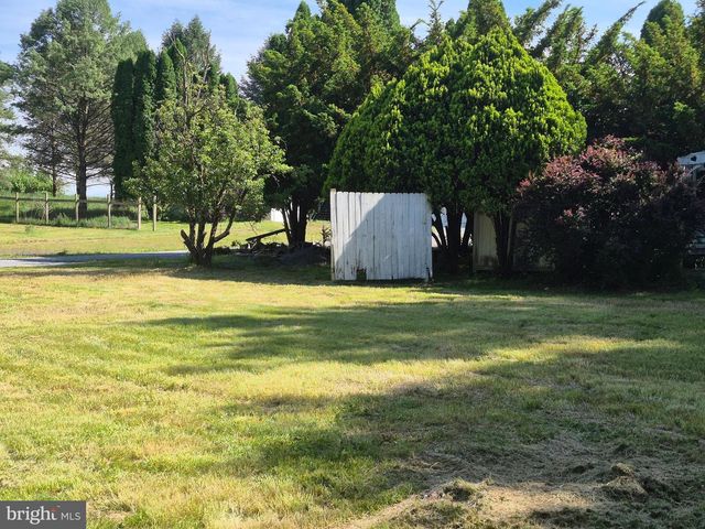 486 LEWISBERRY RD, New Cumberland, PA 17070