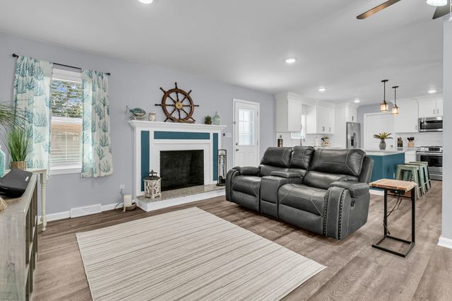 104 Cannon Avenue, Goose Creek, SC 29445