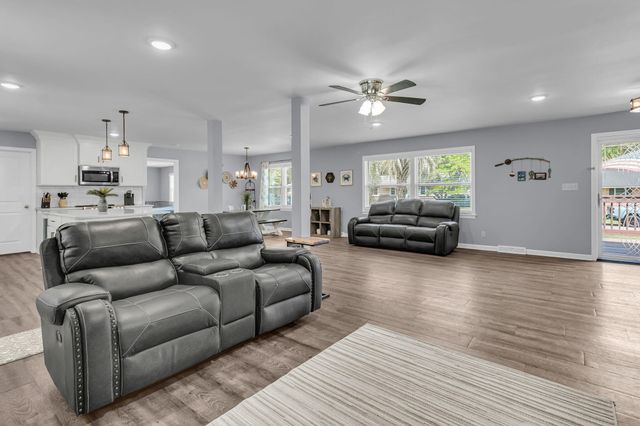 104 Cannon Avenue, Goose Creek, SC 29445