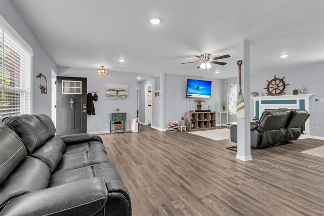 104 Cannon Avenue, Goose Creek, SC 29445