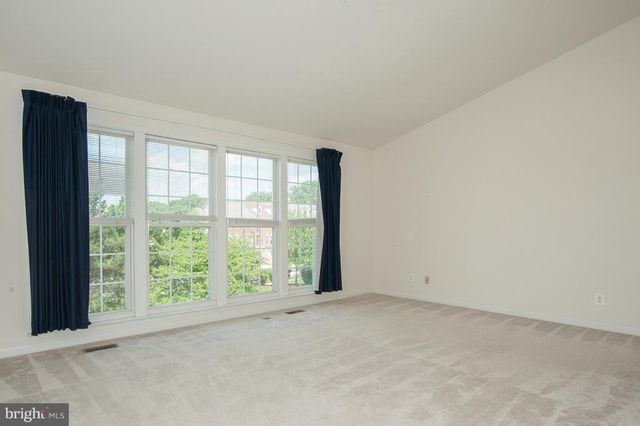 6862 ALICIA CT, Alexandria, VA 22310