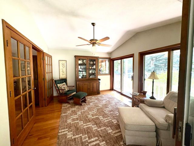 4729 Kenowa Avenue Sw, Jamestown Twp, MI 49418
