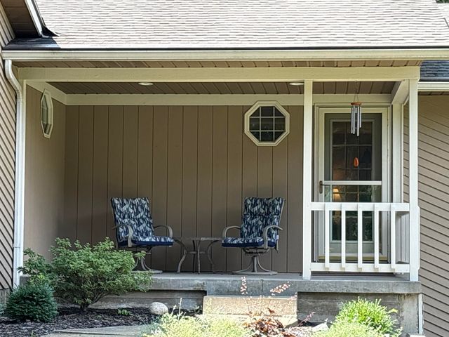 4729 Kenowa Avenue Sw, Jamestown Twp, MI 49418