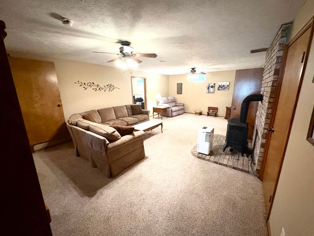 4729 Kenowa Avenue Sw, Jamestown Twp, MI 49418