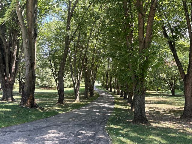 4729 Kenowa Avenue Sw, Jamestown Twp, MI 49418