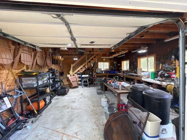 4729 Kenowa Avenue Sw, Jamestown Twp, MI 49418