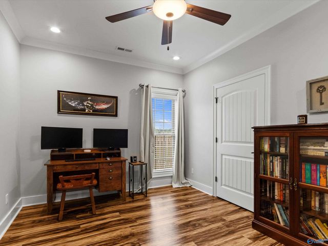 23359 Mooresville Road, Athens, AL 35613