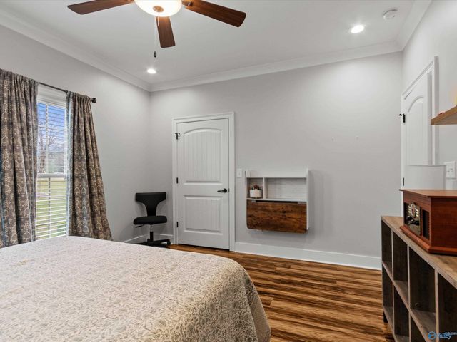 23359 Mooresville Road, Athens, AL 35613