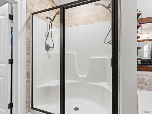 23359 Mooresville Road, Athens, AL 35613