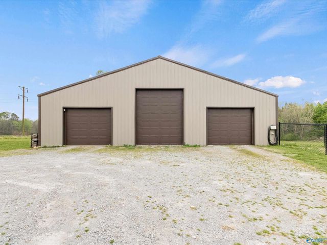 23359 Mooresville Road, Athens, AL 35613