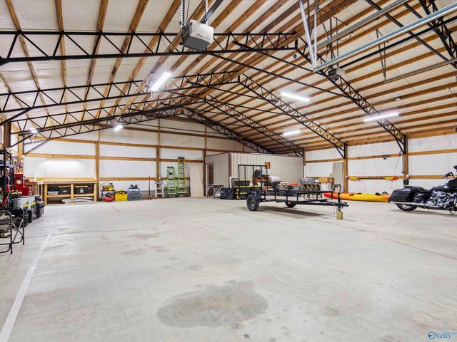 23359 Mooresville Road, Athens, AL 35613