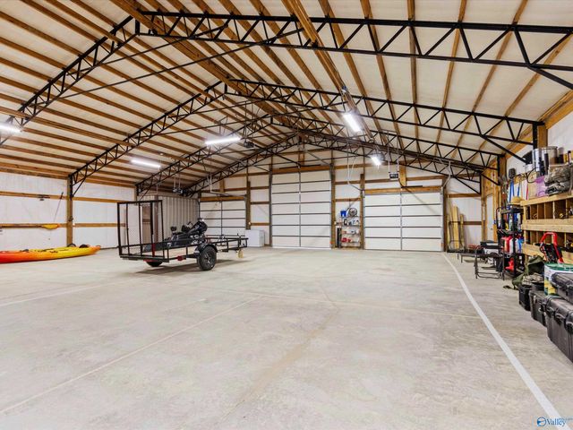 23359 Mooresville Road, Athens, AL 35613