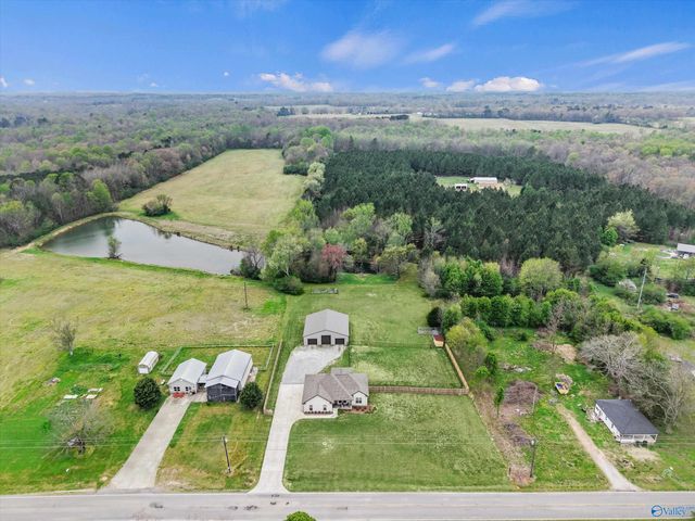 23359 Mooresville Road, Athens, AL 35613