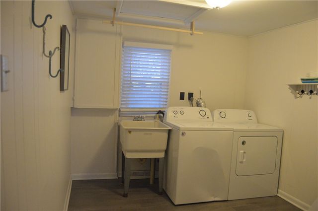 248 North Drive, Greece, NY 14612