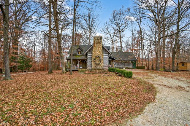 7020 N 400 W, Columbus, IN 47201