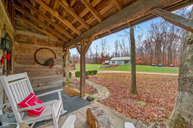 7020 N 400 W, Columbus, IN 47201