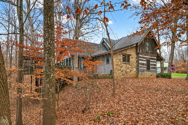 7020 N 400 W, Columbus, IN 47201