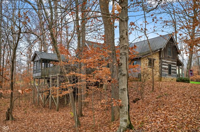 7020 N 400 W, Columbus, IN 47201