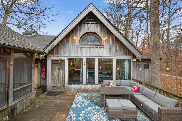 7020 N 400 W, Columbus, IN 47201