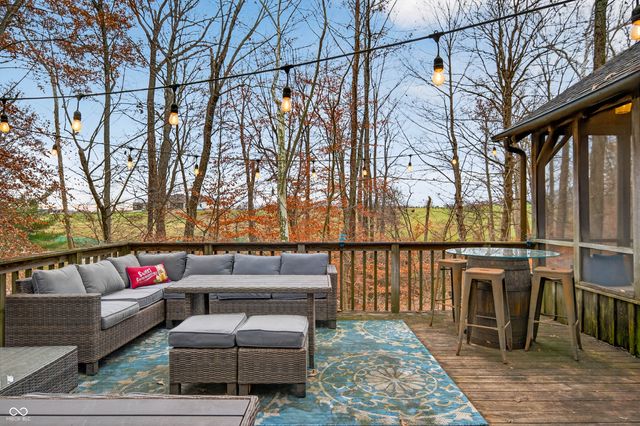 7020 N 400 W, Columbus, IN 47201