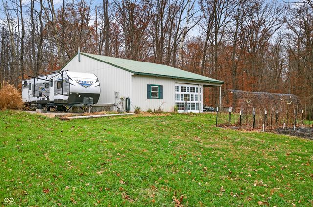 7020 N 400 W, Columbus, IN 47201