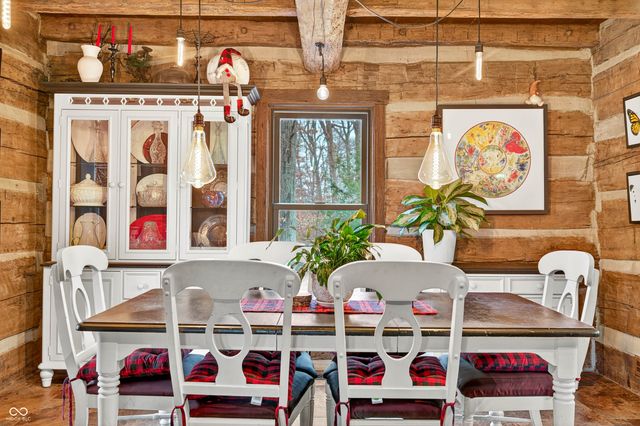 7020 N 400 W, Columbus, IN 47201